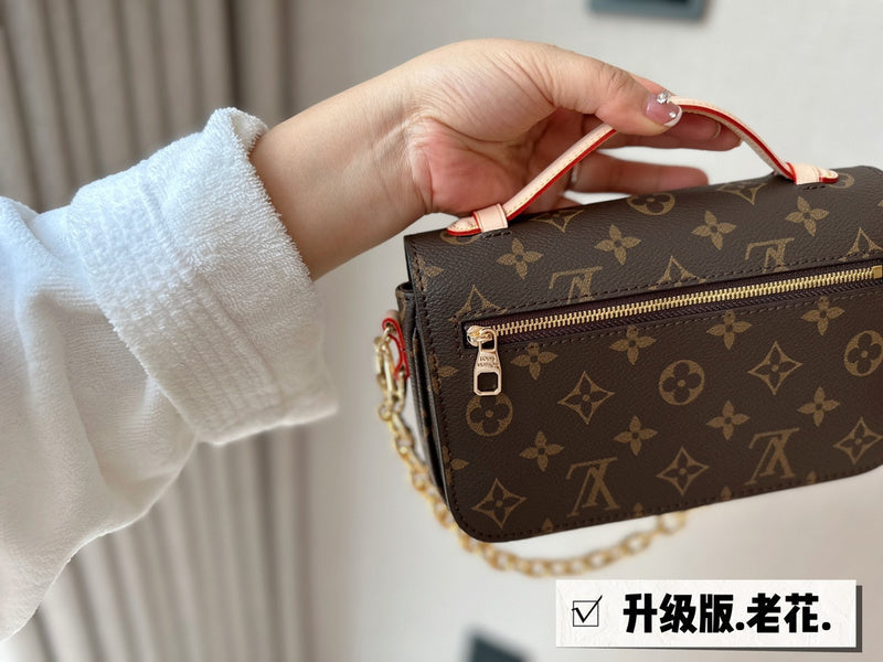 Alice bags - Louis Vuittons  - 15128