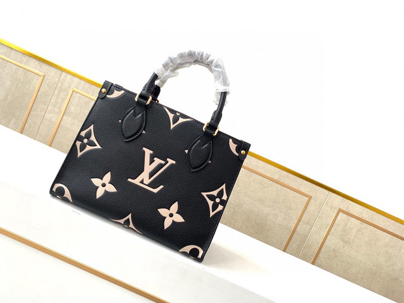 Alice Bags- Louis Vuittons  - 16402