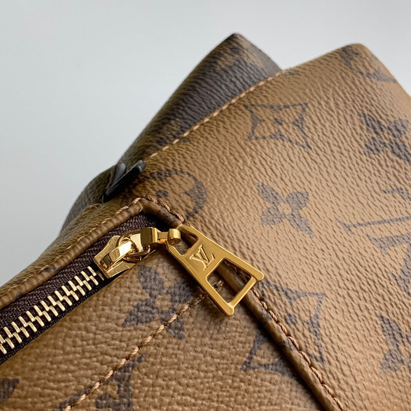 Alice Bags- Louis Vuittons  - 16304