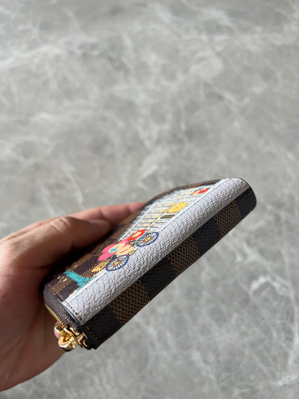 Alice Bags- Louis Vuittons  - 16018