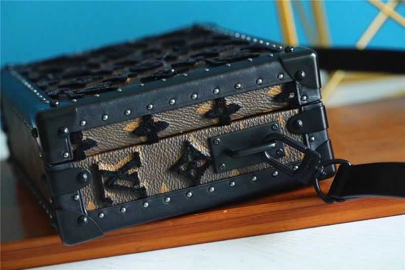 Alice bags - Louis Vuittons  - 10166