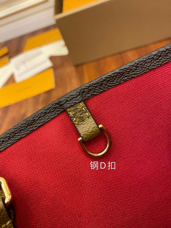 Alice bags - Louis Vuittons  - 15513
