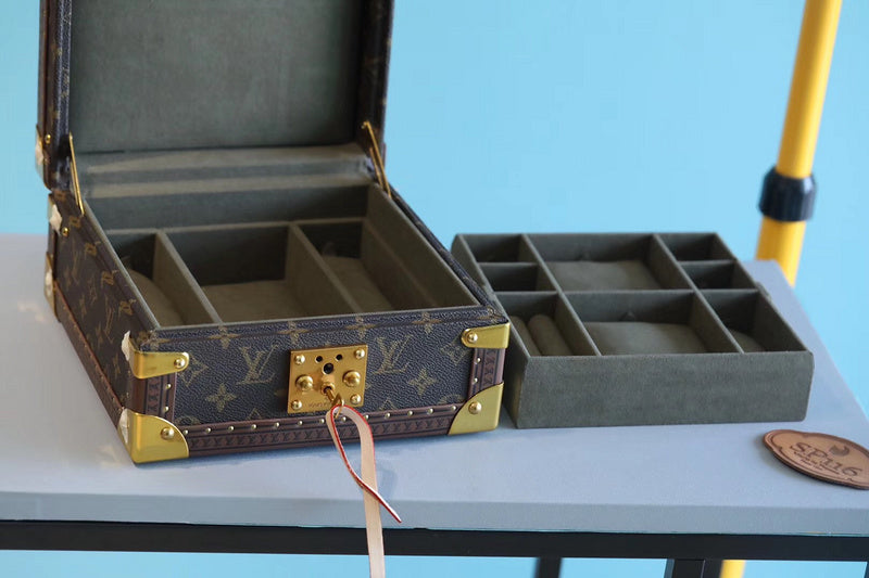 Alice bags - Louis Vuittons  - 9533