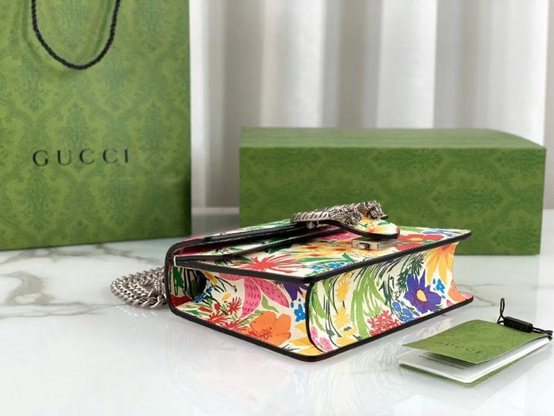 Gucci   Luxury Bags  1250