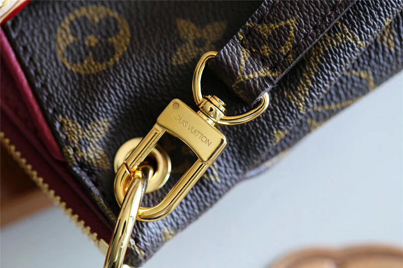Alice bags - Louis Vuittons  - 7844