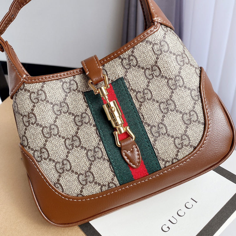 Gucci   Luxury Bags  1285