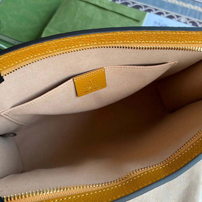 Gucci   Luxury Bags  975