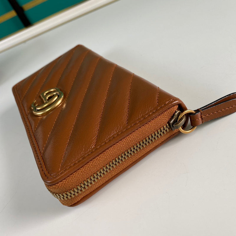 Gucci   Luxury Bags  941