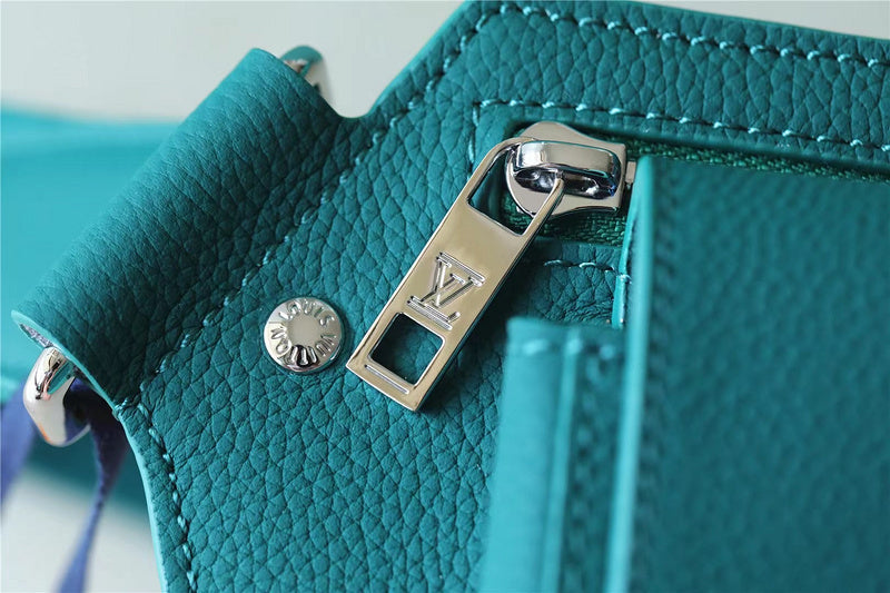 Alice bags - Louis Vuittons  - 9920