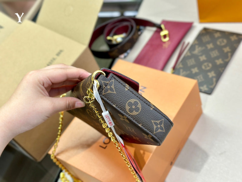 Alice bags - Louis Vuittons  - 15090
