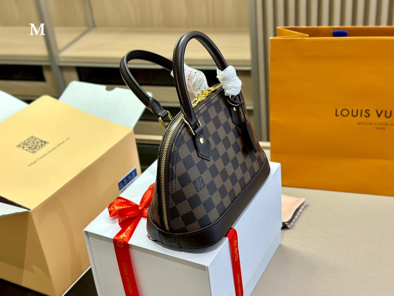Alice bags - Louis Vuittons  - 15015