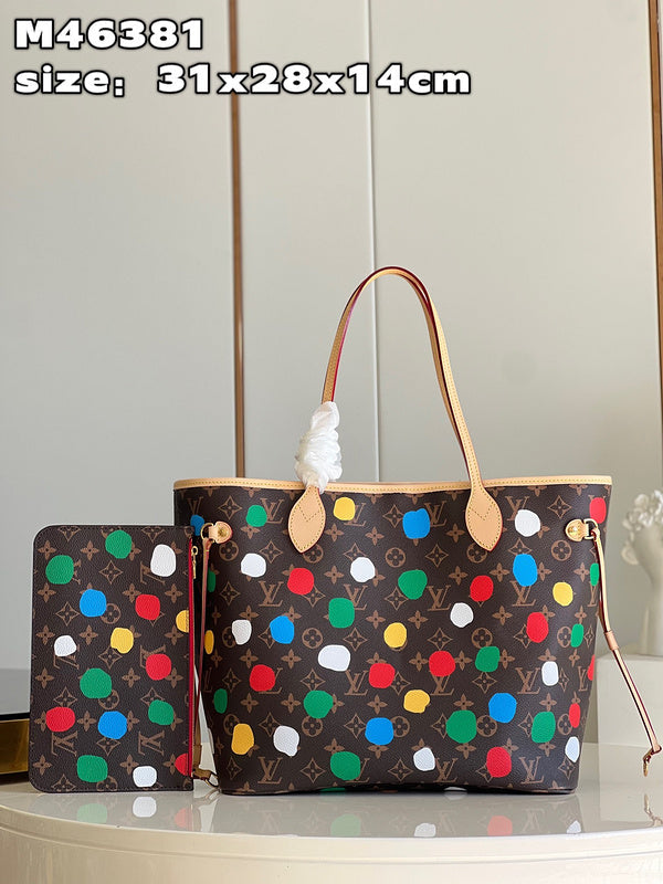 Alice Bags- Louis Vuittons  - 15978