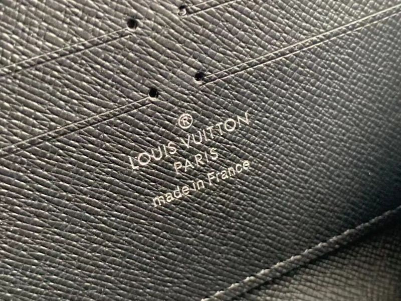 Alice Bags- Louis Vuittons  - 16326