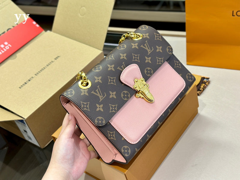 Alice bags - Louis Vuittons  - 14999