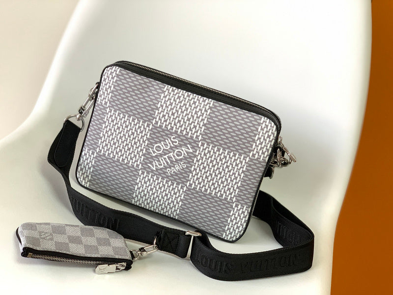 Alice Bags- Louis Vuittons  - 16580