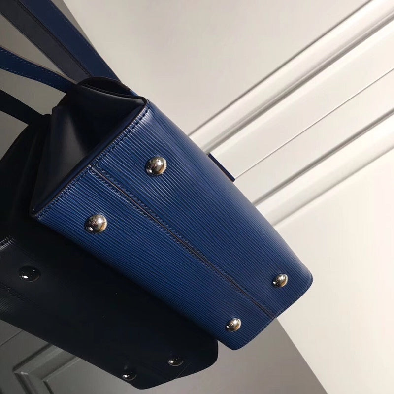 Alice Bags- Louis Vuittons  - 15857