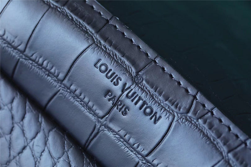 Alice bags - Louis Vuittons  - 10211