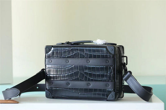 Alice bags - Louis Vuittons  - 10113