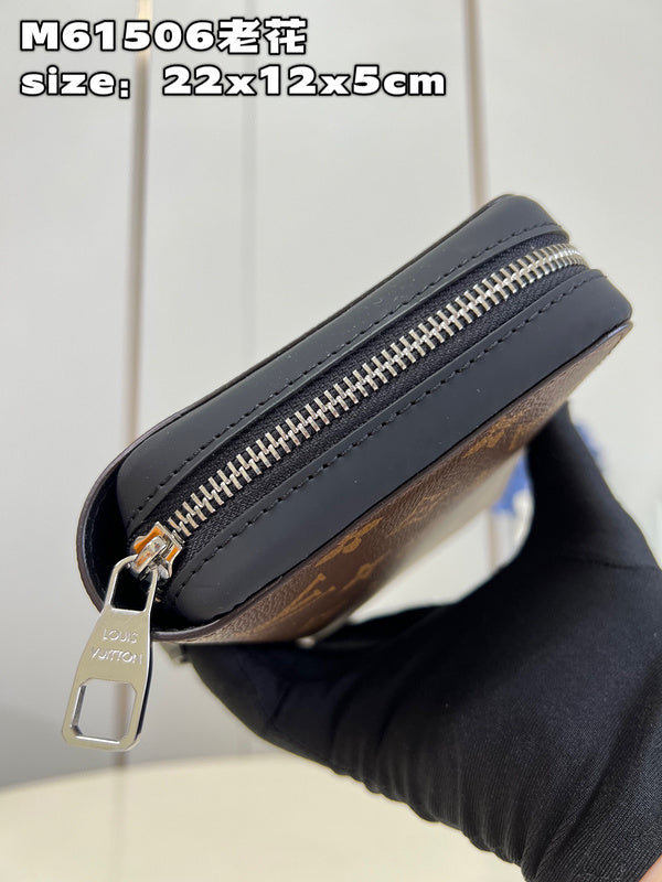 Alice bags - Louis Vuittons  - 15700