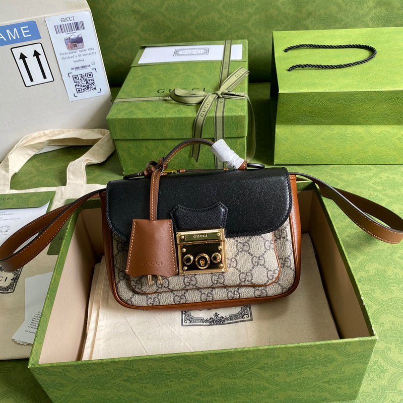 Gucci   Luxury Bags  1006