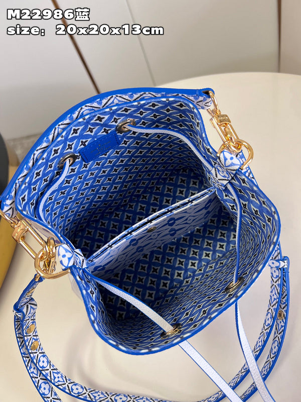 Alice bags - Louis Vuittons  - 15157