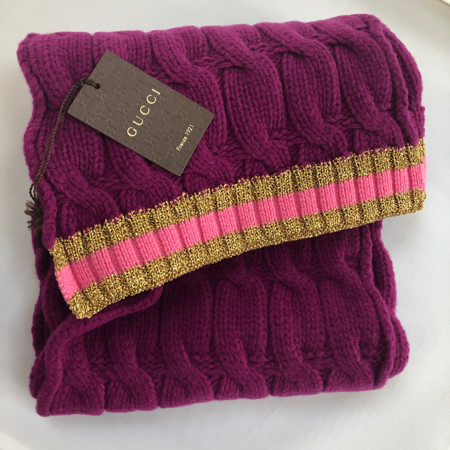 Gucci Cable Knit Scarf in Purple