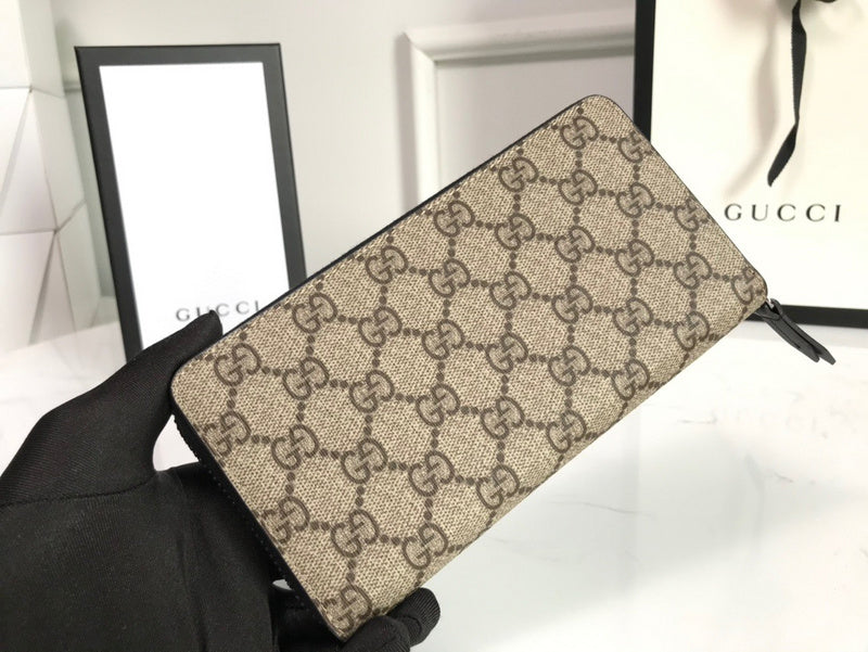 Gucci   Luxury Bags  913