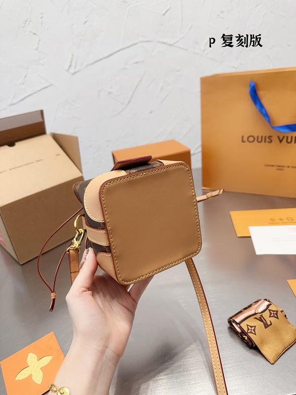 Alice bags - Louis Vuittons  - 14945