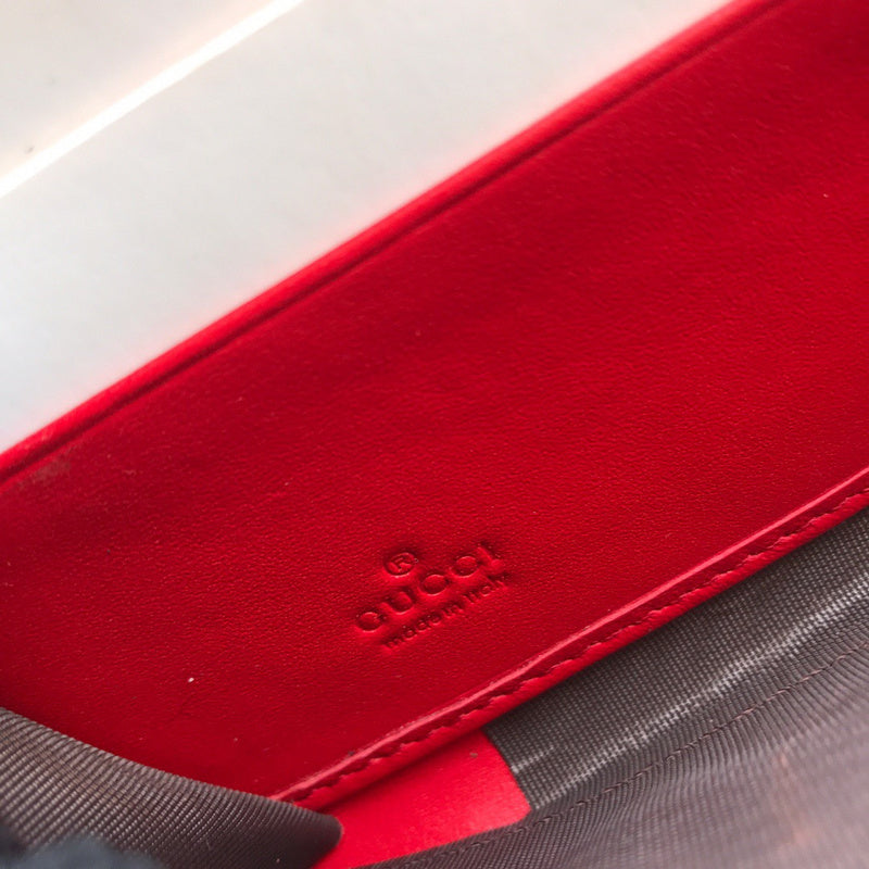 Gucci   Luxury Bags  939