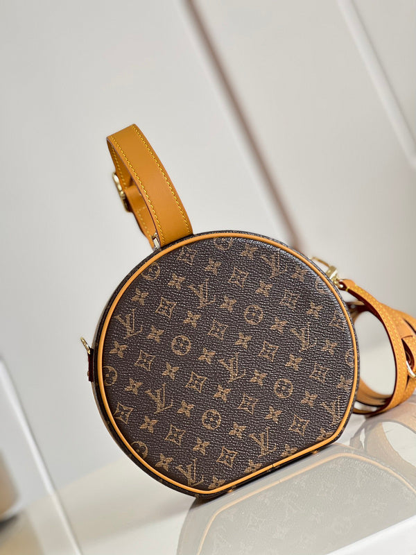 Alice Bags- Louis Vuittons  - 16125