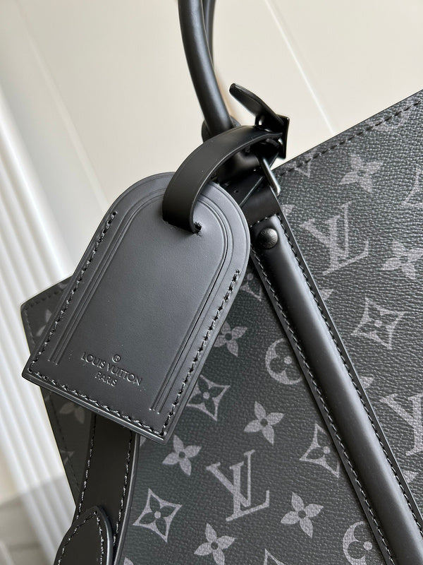 Alice Bags- Louis Vuittons  - 16615