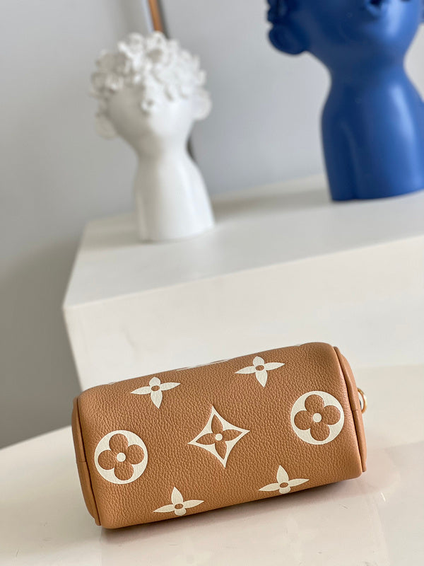 Alice  Bags- Louis Vuittons  - 16468