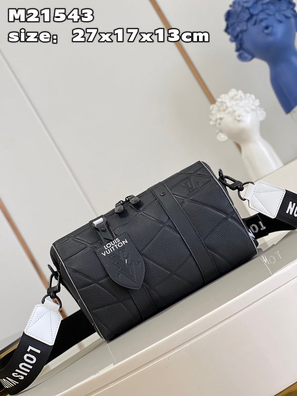 Alice Bags- Louis Vuittons  - 16010