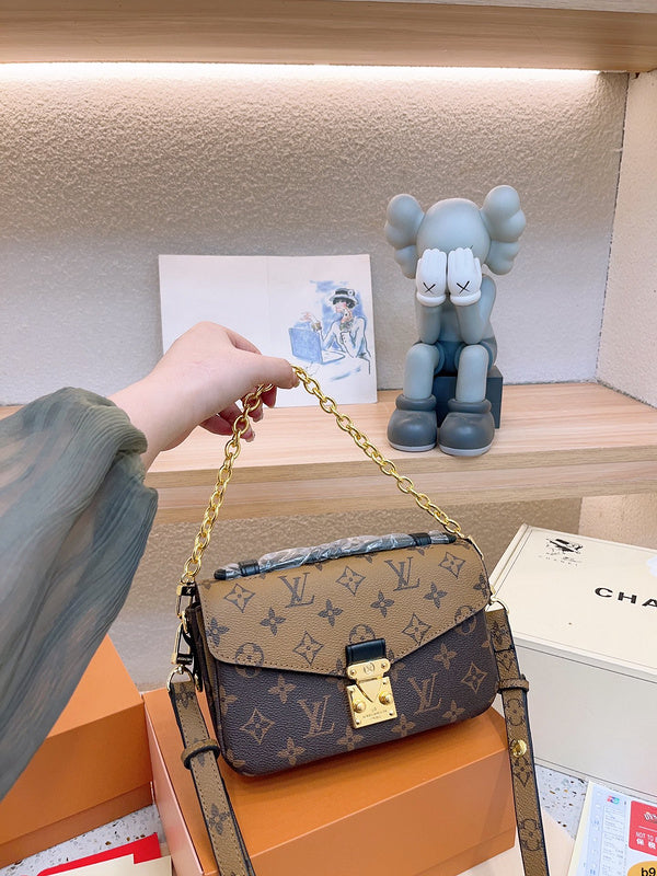 Alice bags - Louis Vuittons  - 14912