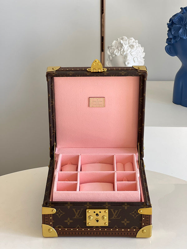 Alice bags- Louis Vuittons  - 16836