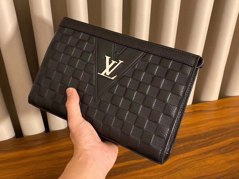 Alice Bags- Louis Vuittons  - 16398