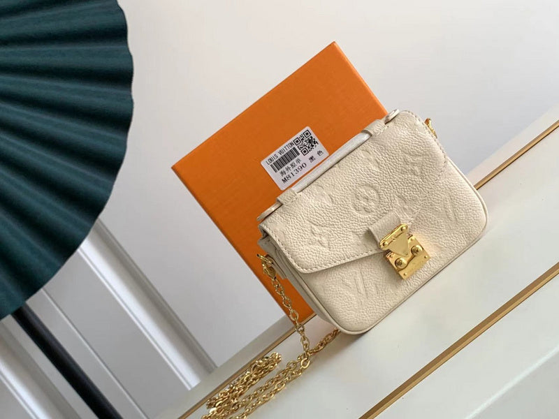 Alice bags- Louis Vuittons  - 16769