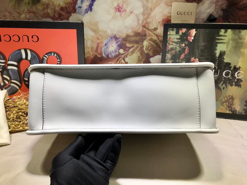 Gucci Bags - The Tote   499