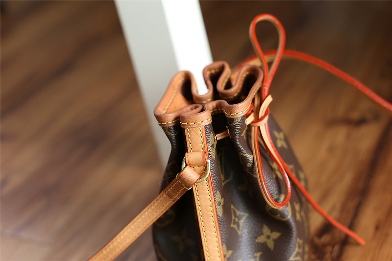Alice bags - Louis Vuittons  - 9390