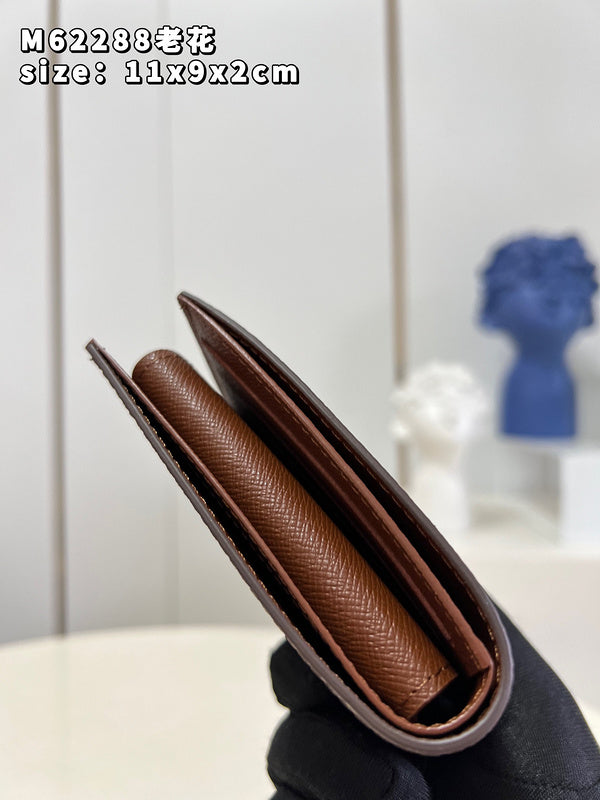 Alice Bags- Louis Vuittons  - 16083