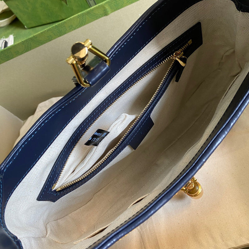 Gucci   Luxury Bags  1045