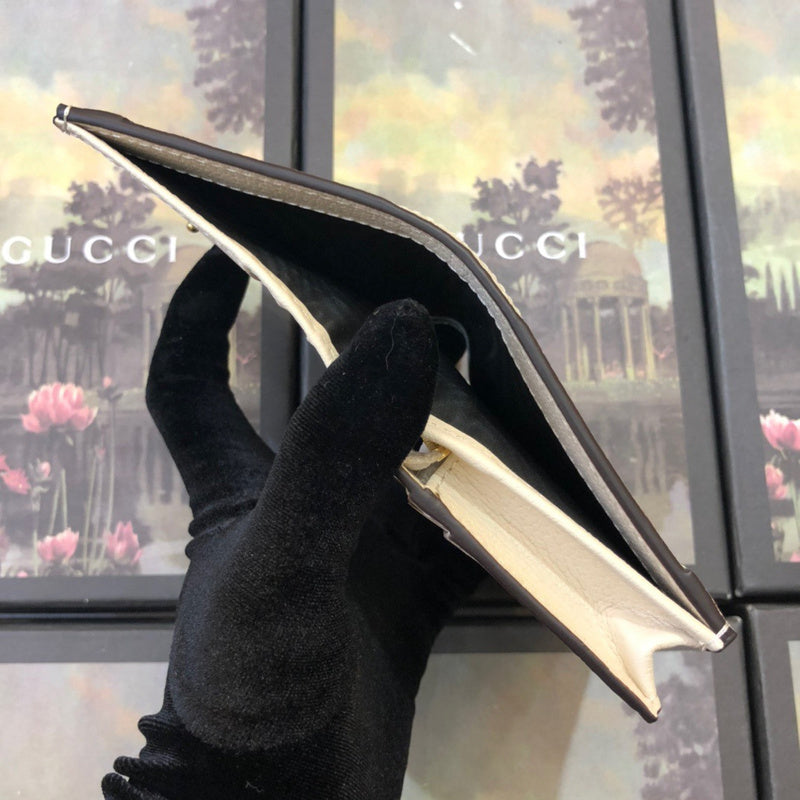 Gucci   Luxury Bags  868