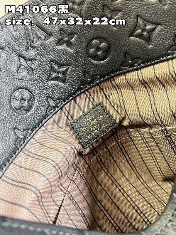 Alice Bags- Louis Vuittons  - 16032