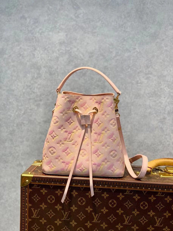 Alice Bags- Louis Vuittons  - 16594