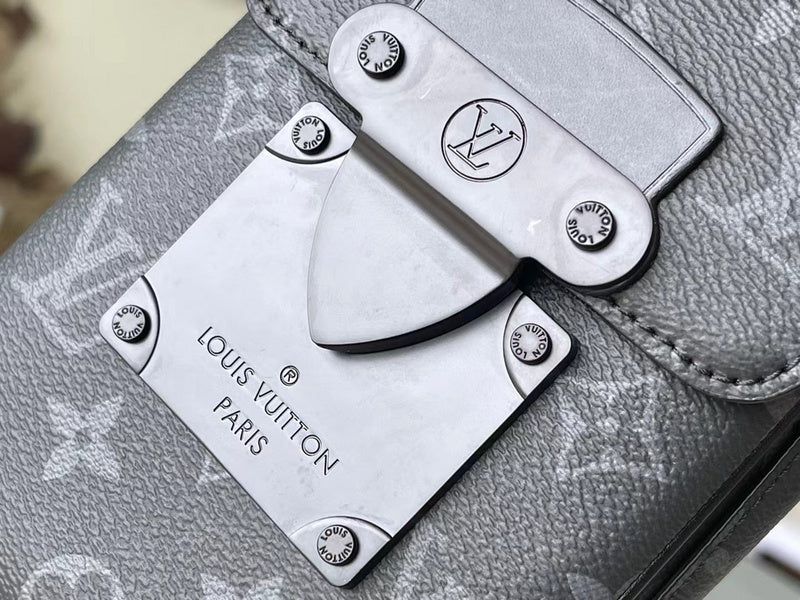 Alice Bags- Louis Vuittons  - 16478