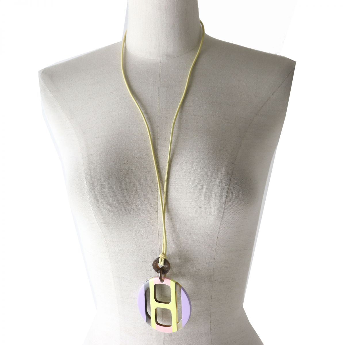 HERMES Necklace Main: Buffalo horn HYPNO (pastel yellow, etc.) Women Used