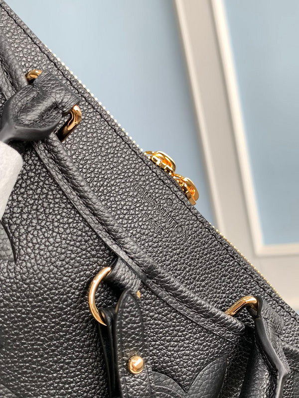 Alice bags - Louis Vuittons  - 15407