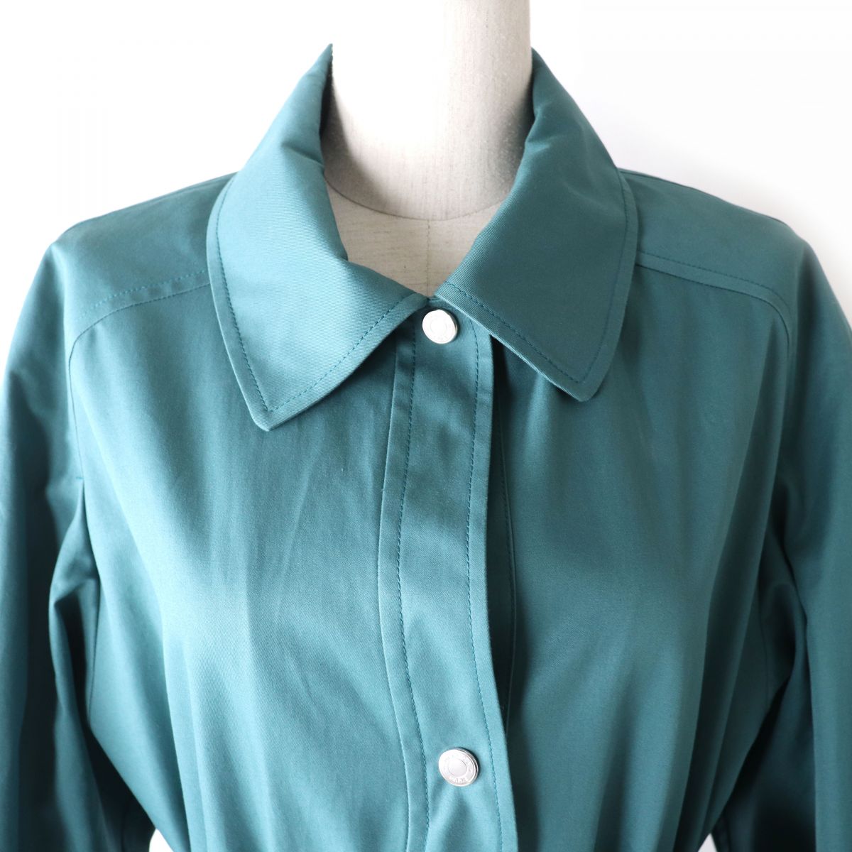 HERMES trench coat Main: 100% cotton, Lining: 64% cotton, Lining: 33% rayon, Lining: 3% polyurethane, Part: 100% cotton Green type Women 42 Used