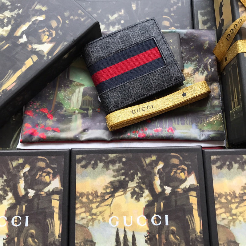 Gucci   Luxury Bags  953