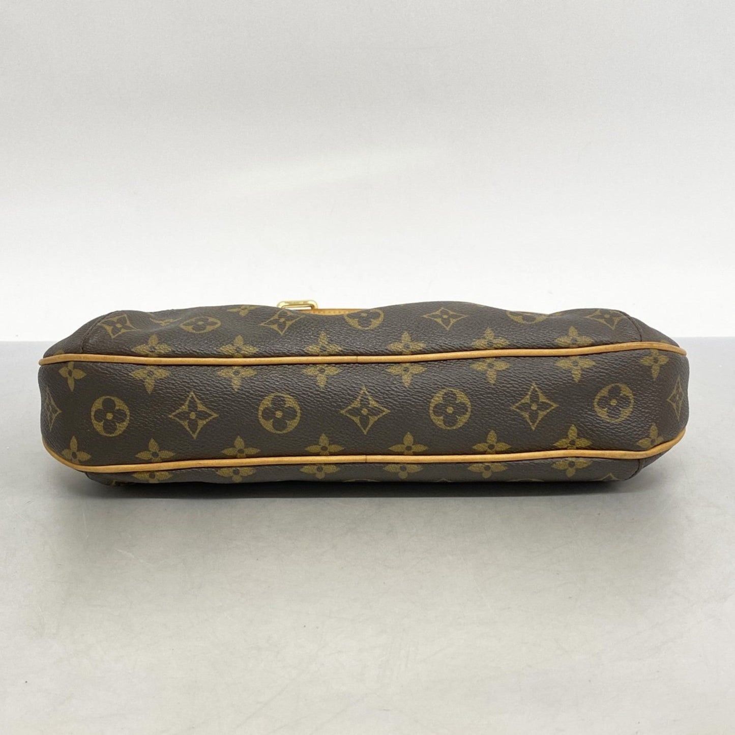 Louis Vuitton  Shoulder Bag